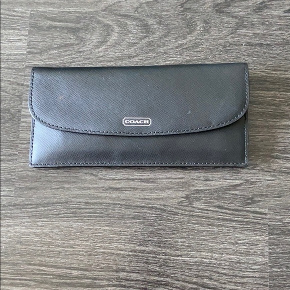 Brand New Coach Wallet - Picture 1 of 6